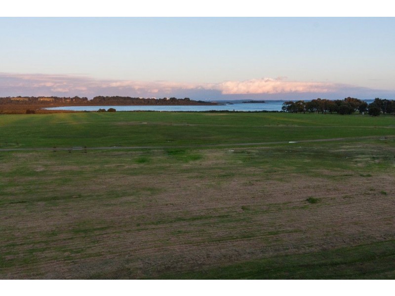 85 Marine Parade, Hastings VIC 3915