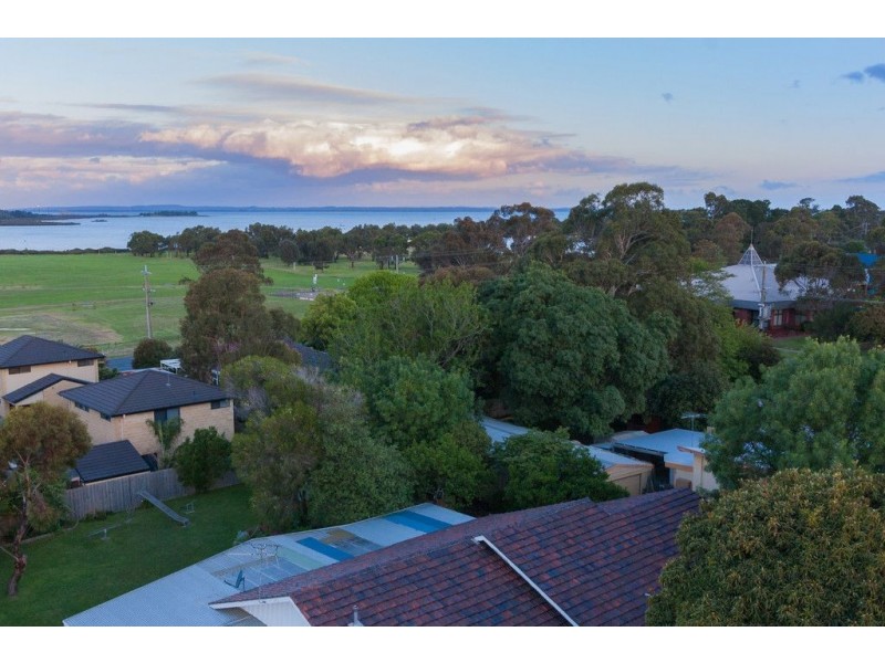 85 Marine Parade, Hastings VIC 3915
