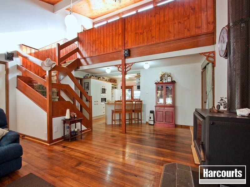 11 Glenalva Parade, Cannons Creek VIC 3977