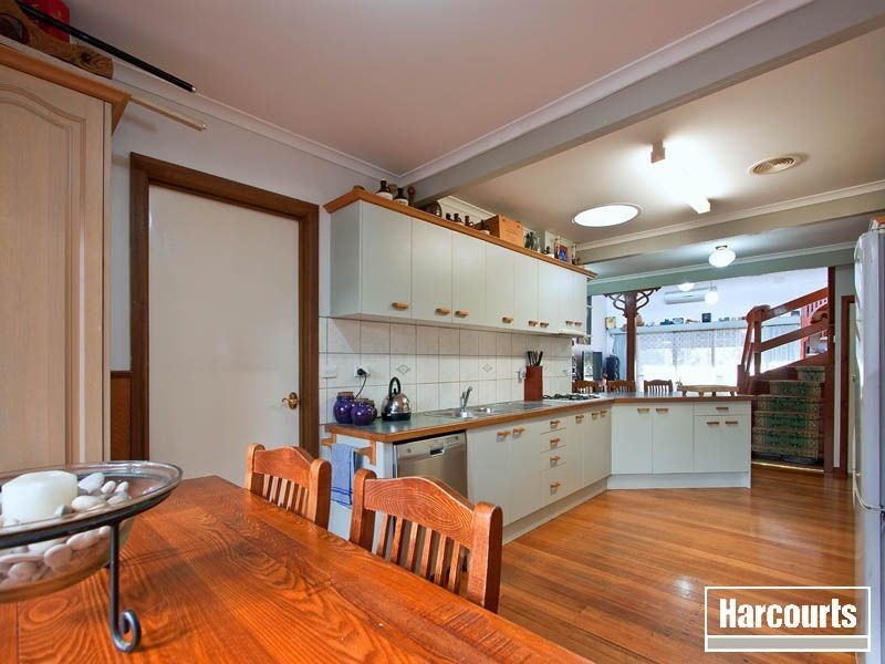 11 Glenalva Parade, Cannons Creek VIC 3977