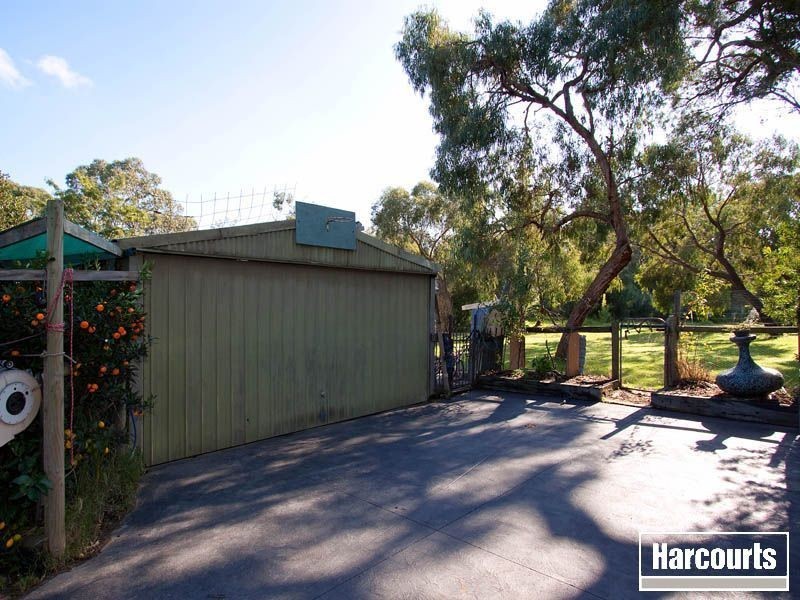 11 Glenalva Parade, Cannons Creek VIC 3977