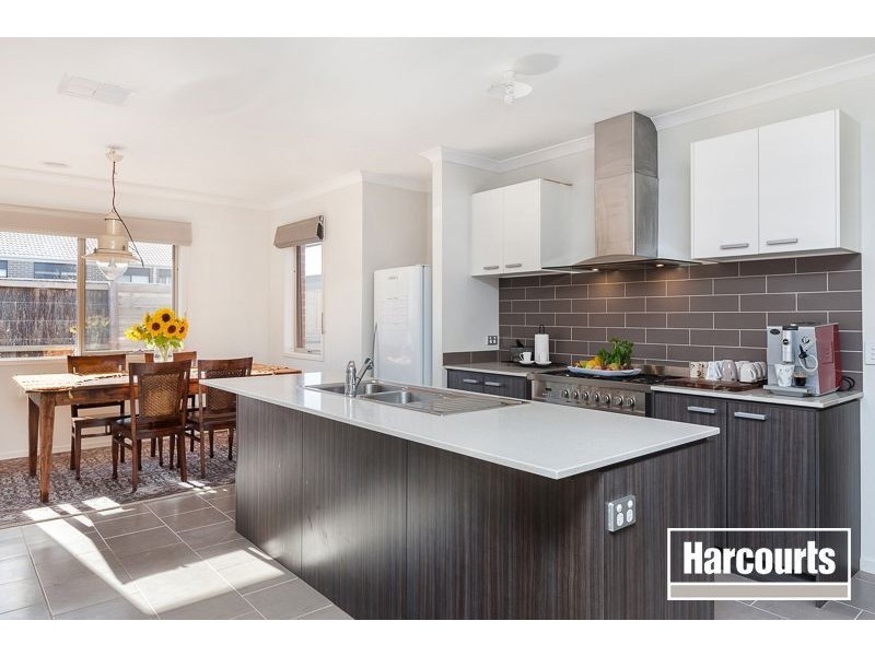 35 Olivia Way, Hastings VIC 3915