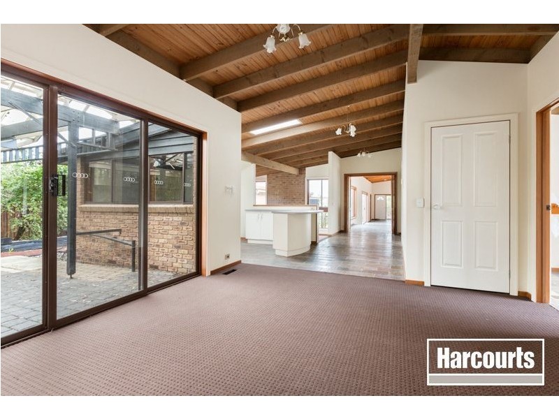 19 Elm Grove,, Langwarrin VIC 3910