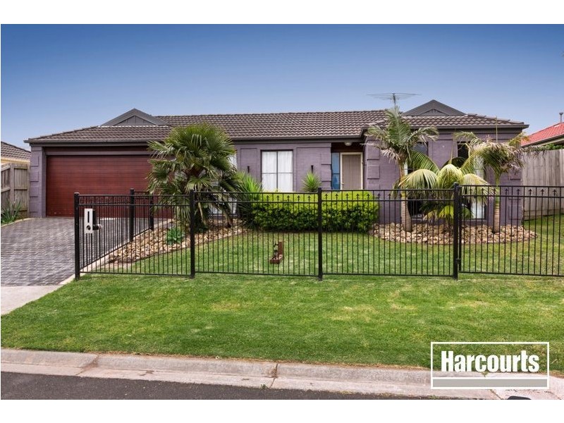 17 Windella Grove, Skye VIC 3977