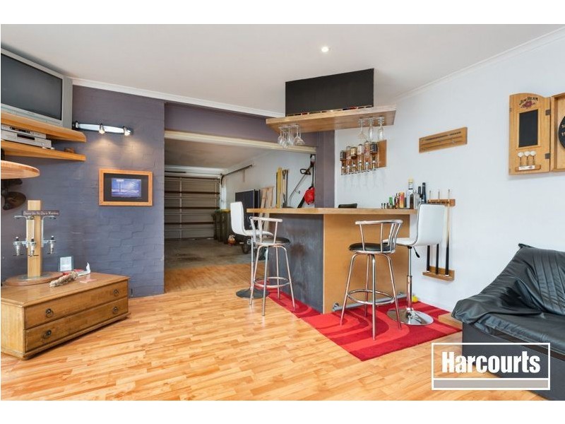 17 Windella Grove, Skye VIC 3977