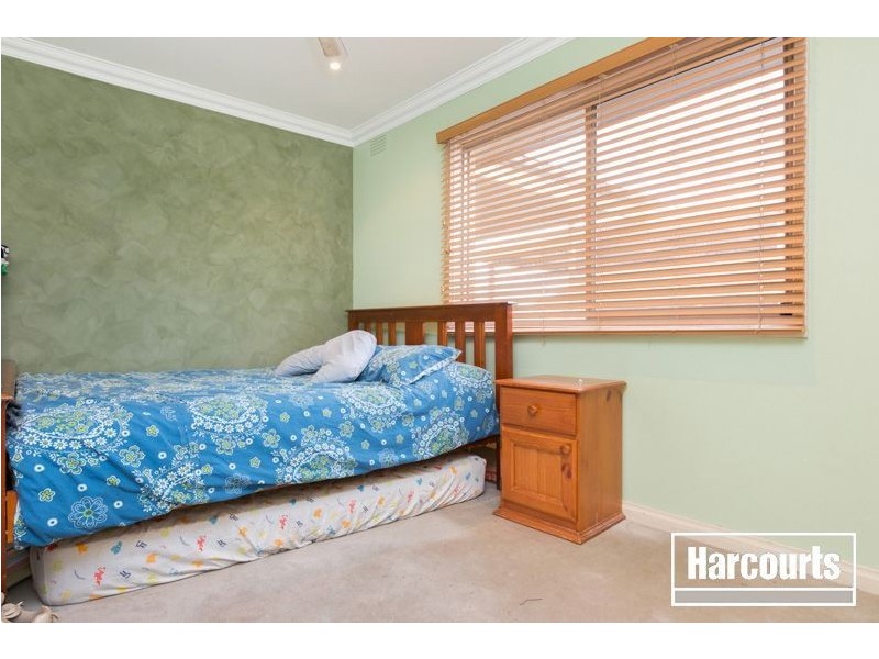 17 Kinlora Drive, Somerville VIC 3912