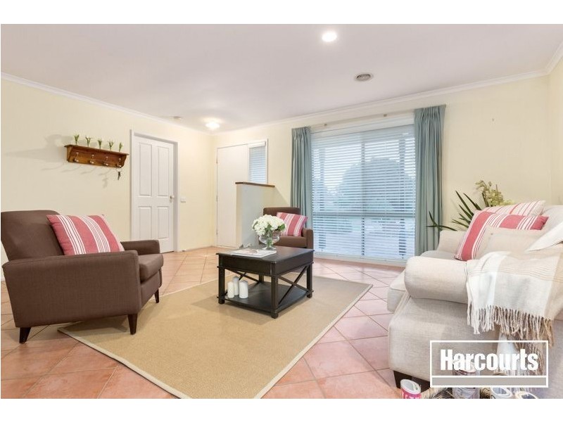 15 Warranqite Crescent, Hastings VIC 3915