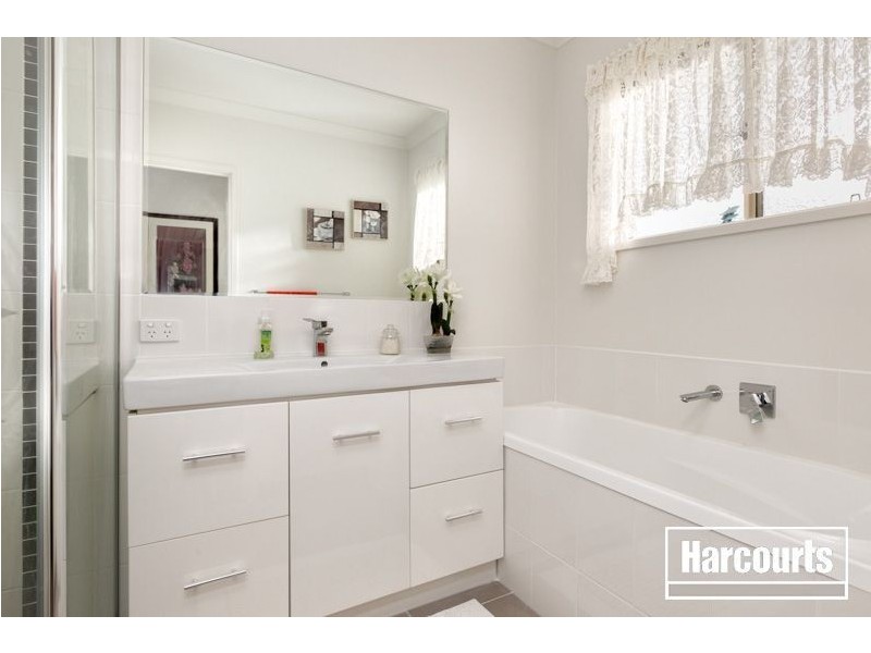 24/1A Annette Ct, Hastings VIC 3915