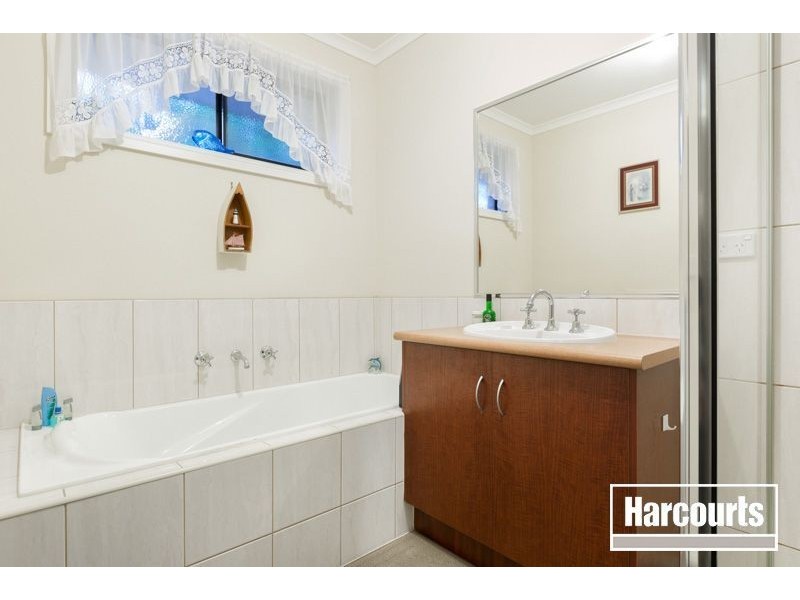 4 Victor Drive, Hastings VIC 3915