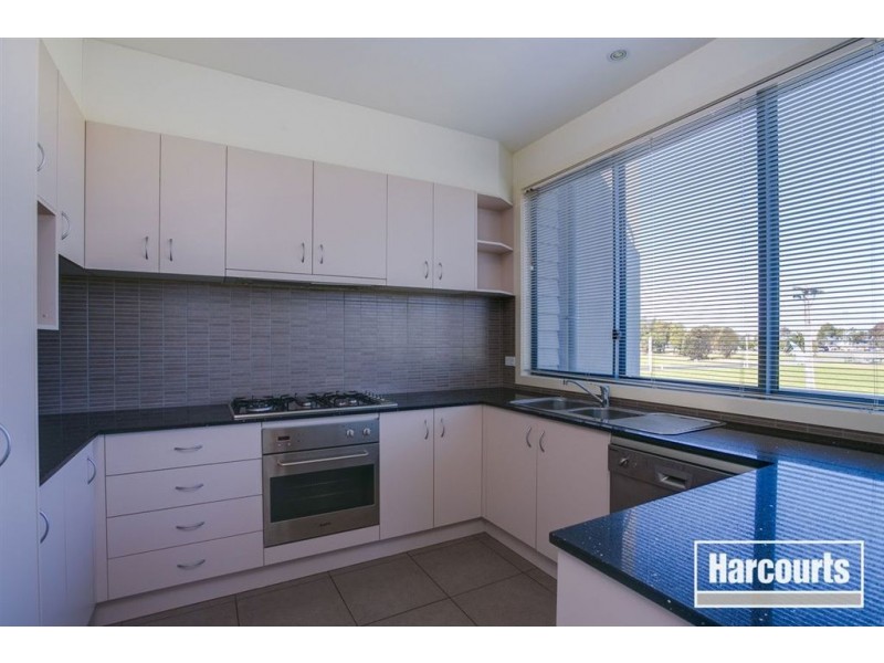 2/12 Skinner Street, Hastings VIC 3915