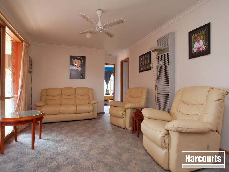 16 Hilltop Rise, Hastings VIC 3915