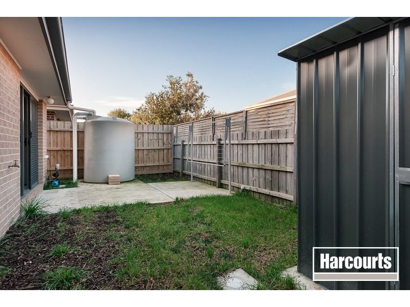 8/10 Kingfisher Court, Hastings VIC 3915