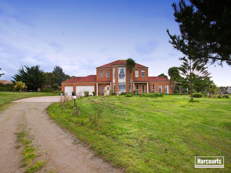 2 Lady Nelson Parkway, Bittern VIC 3918