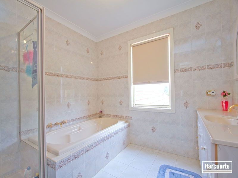 2 Lady Nelson Parkway, Bittern VIC 3918