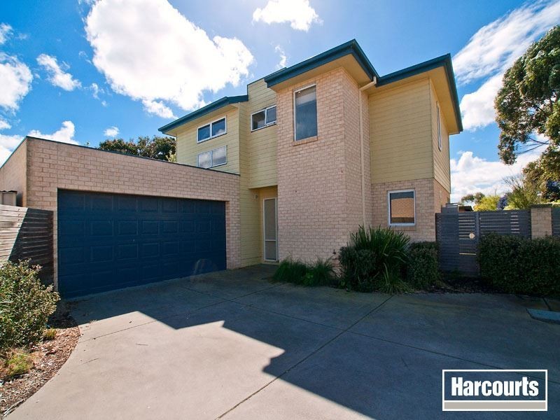 4/12 Albert Street, Hastings VIC 3915