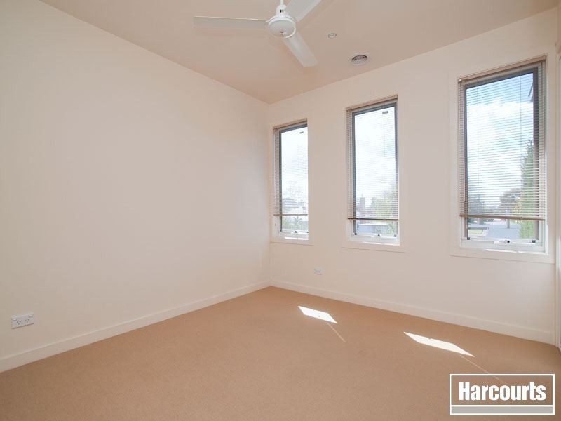 4/12 Albert Street, Hastings VIC 3915