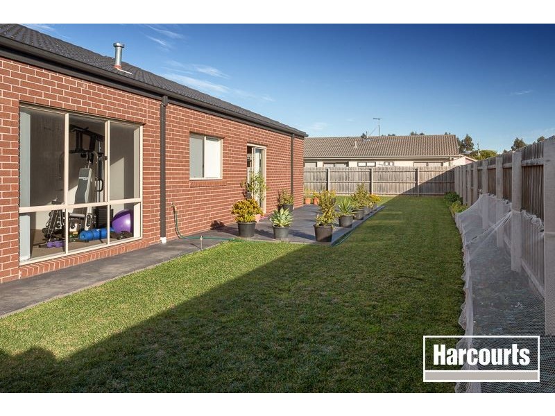 19 Dylan Drive, Hastings VIC 3915