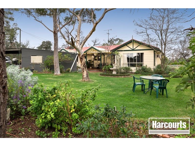 955 Robinsons Road, Pearcedale VIC 3912