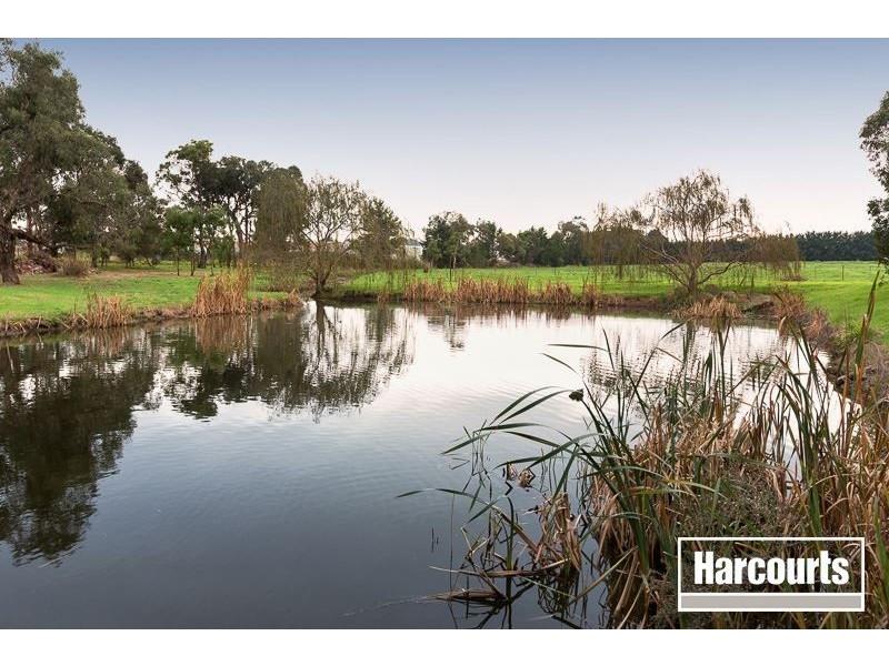 955 Robinsons Road, Pearcedale VIC 3912