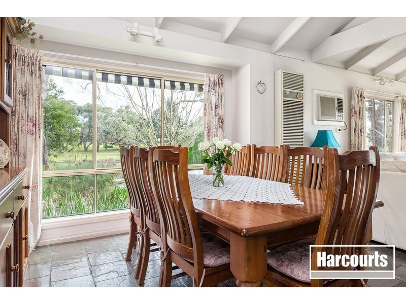 955 Robinsons Road, Pearcedale VIC 3912
