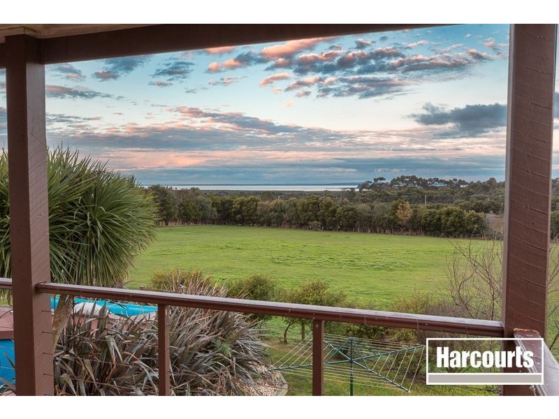 5 Sandstone Island Circle, Bittern VIC 3918