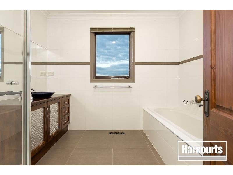 5 Sandstone Island Circle, Bittern VIC 3918