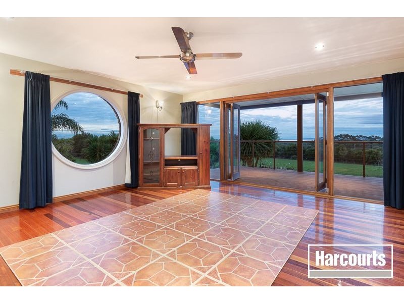 5 Sandstone Island Circle, Bittern VIC 3918