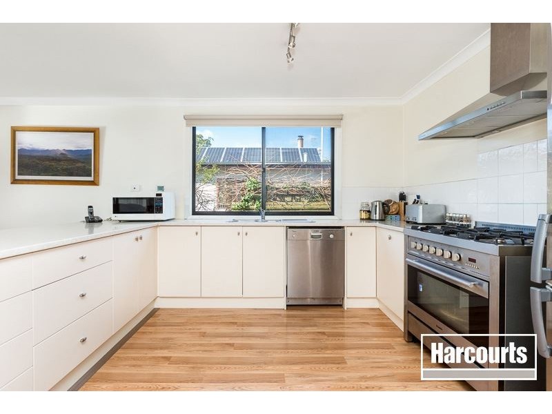 19 Hardy Ave, Cannons Creek VIC 3977