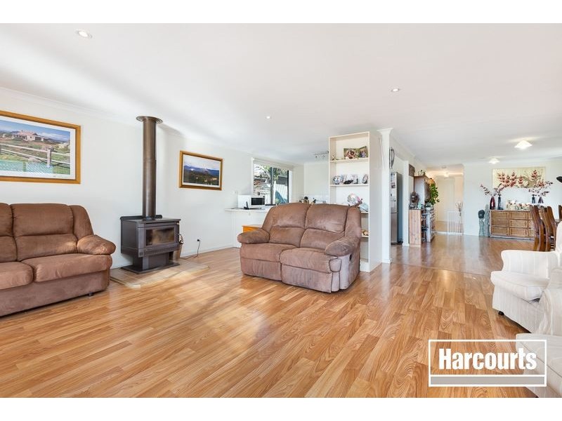 19 Hardy Ave, Cannons Creek VIC 3977