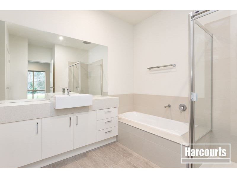 8 Considine Street, Bittern VIC 3918