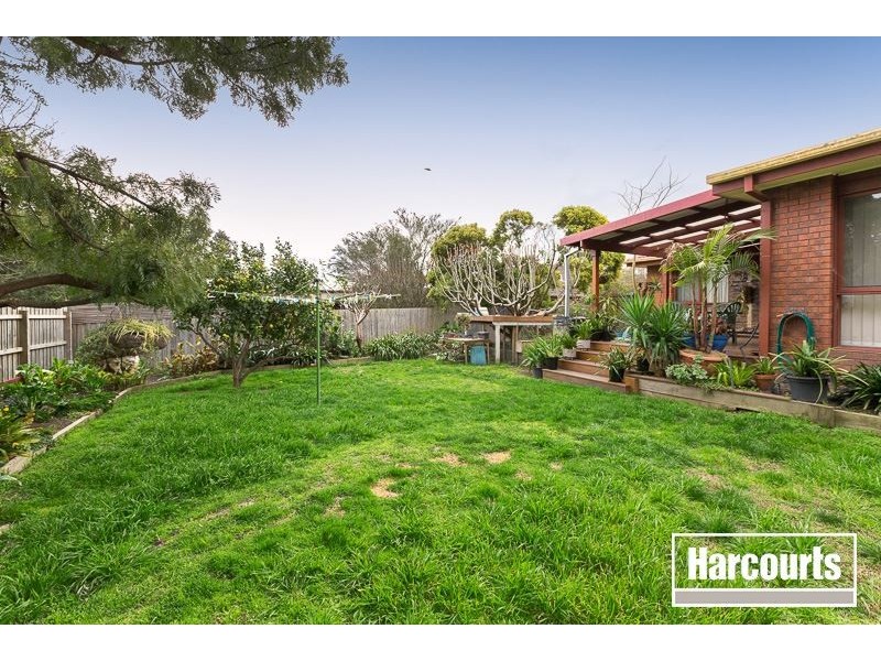 6 Chatswood Ave, Langwarrin VIC 3910