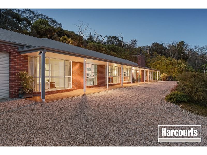 54 Two Bays Road, Mount Eliza VIC 3930