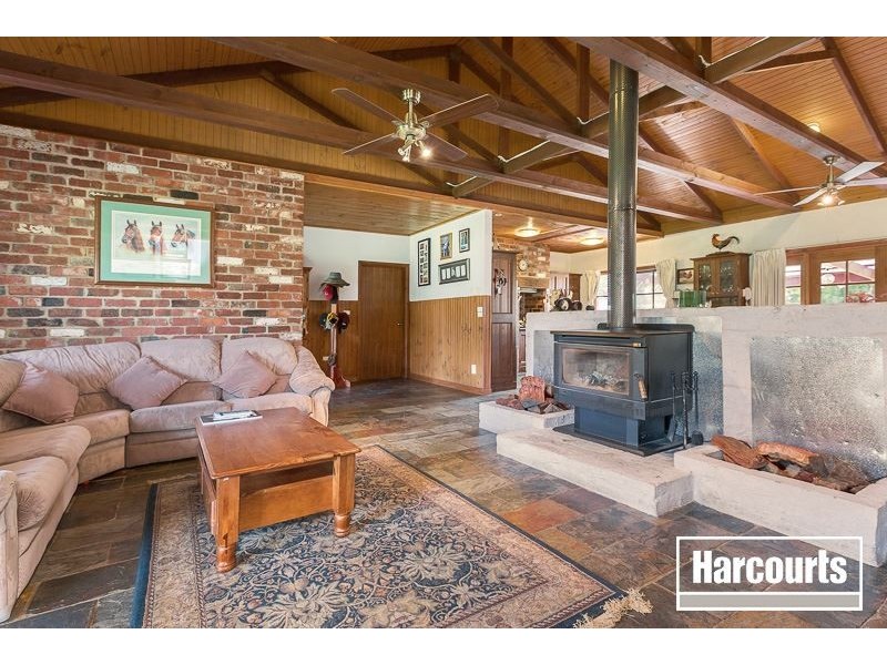 352 Disney Street, Bittern VIC 3918