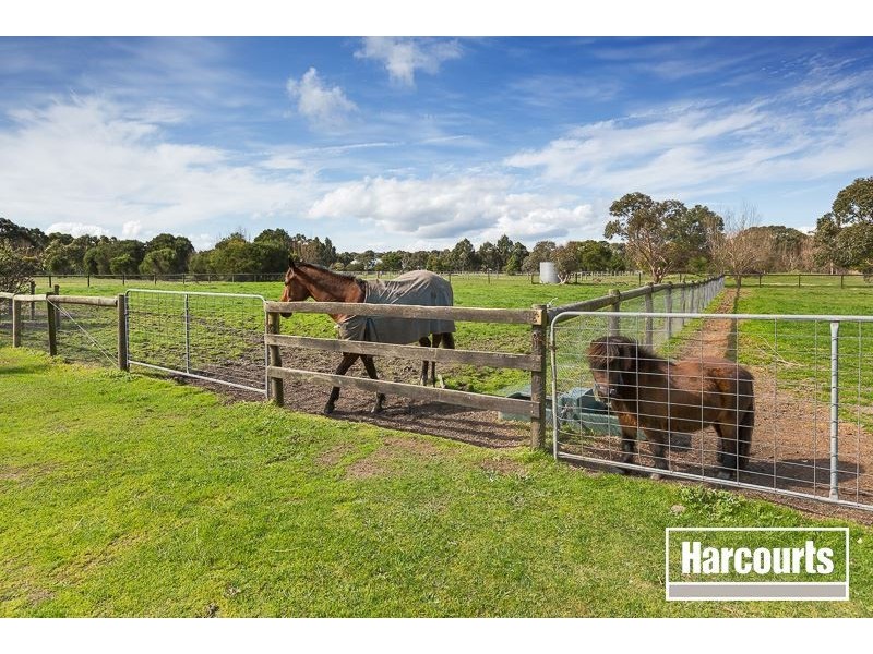 352 Disney Street, Bittern VIC 3918