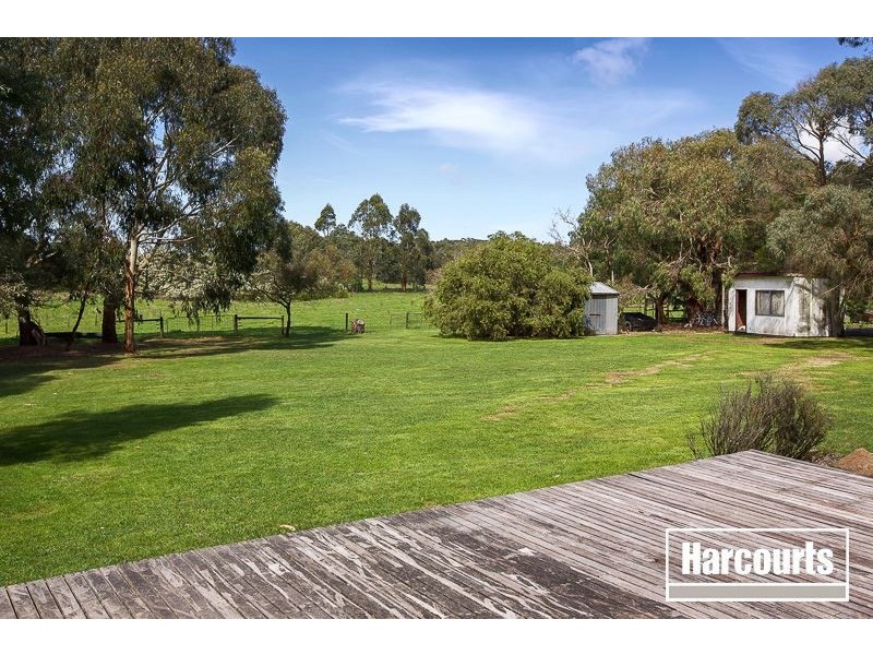 11 Wonderland Avenue, Tuerong VIC 3915