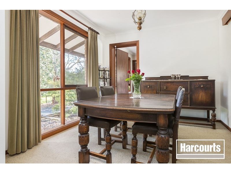 11 Wonderland Avenue, Tuerong VIC 3915
