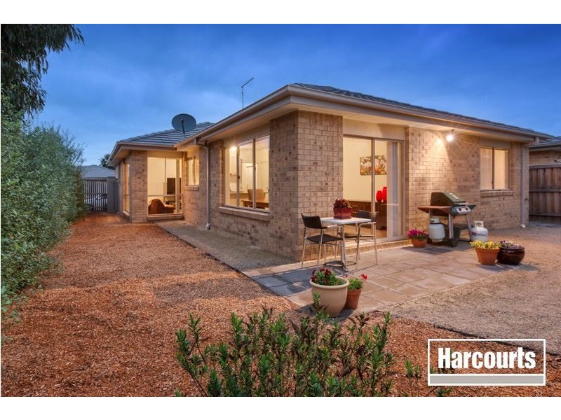 10 James Hird Drive, Hastings VIC 3915