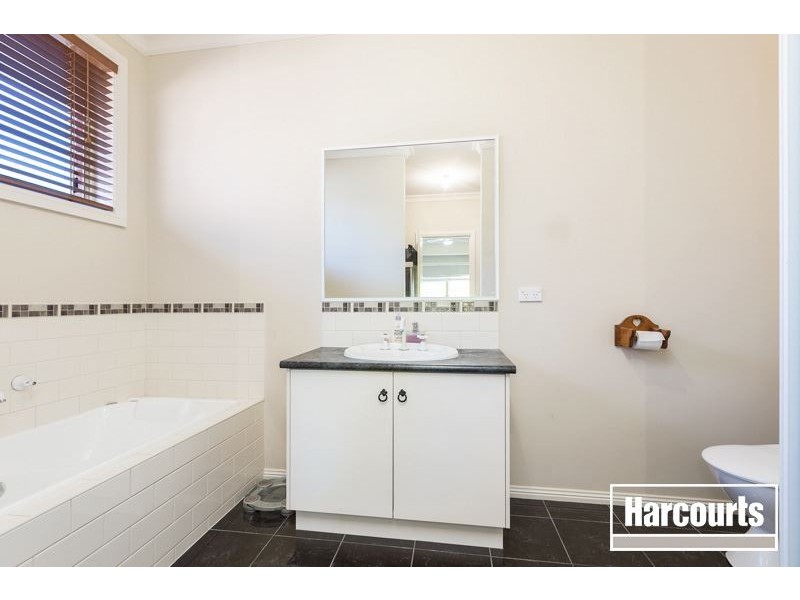 15 Kathleen Crescent, Tyabb VIC 3913