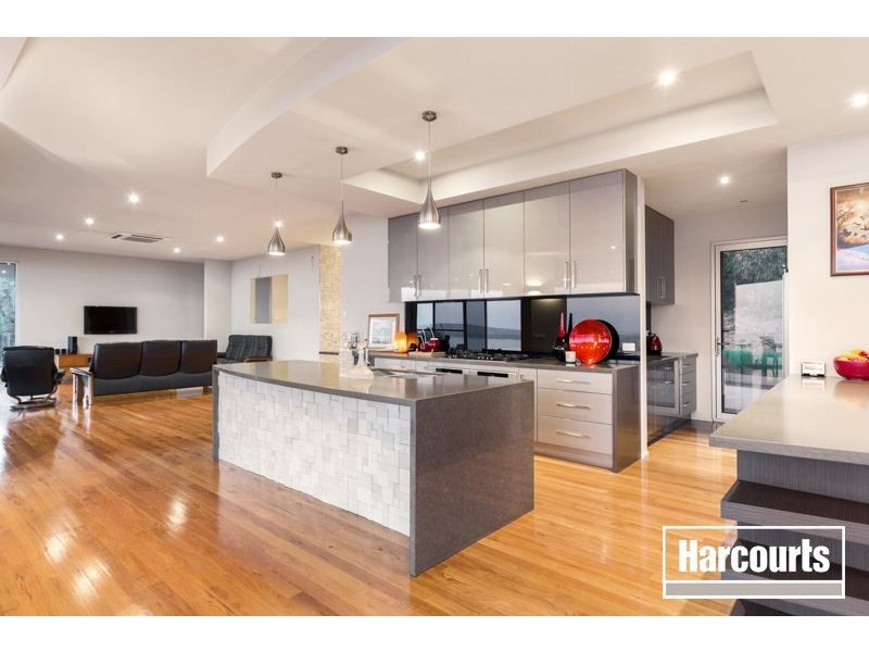 32 Bracken Ridge, Dromana VIC 3936