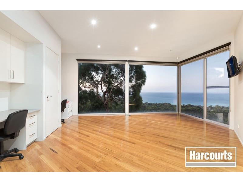 32 Bracken Ridge, Dromana VIC 3936