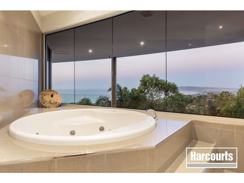 32 Bracken Ridge, Dromana VIC 3936
