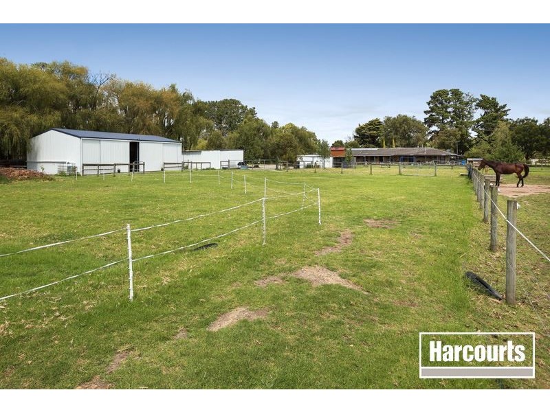 35 Stanley Road, Devon Meadows VIC 3977