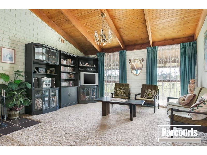 35 Stanley Road, Devon Meadows VIC 3977