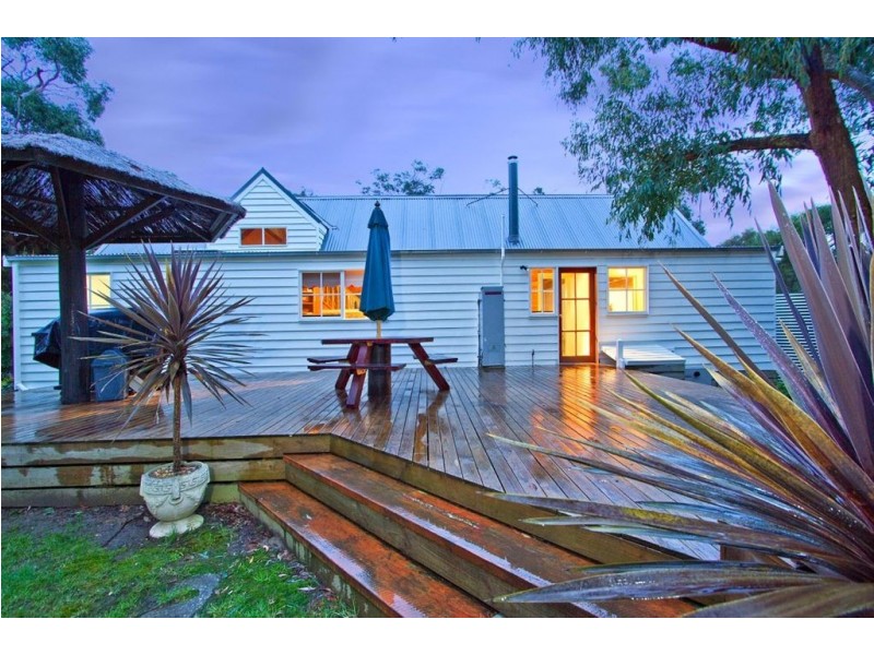 6 Centre Avenue, Bittern VIC 3918