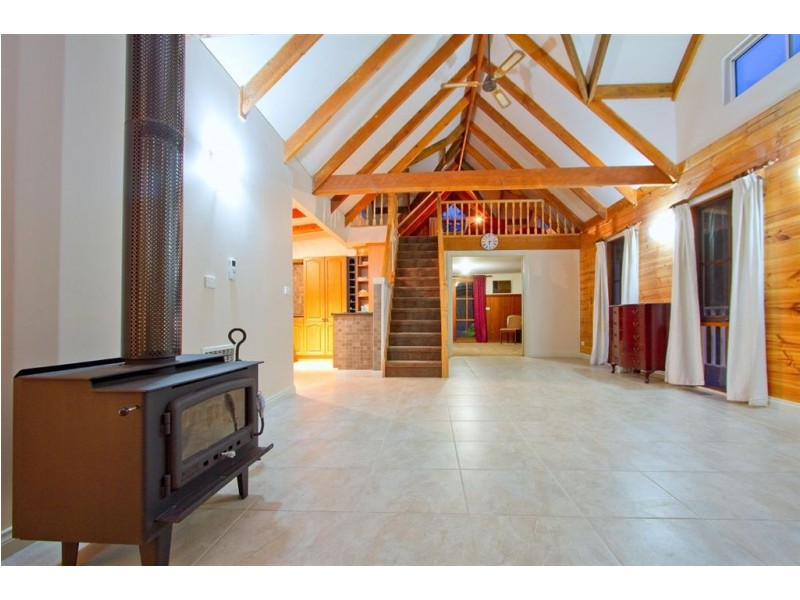 6 Centre Avenue, Bittern VIC 3918