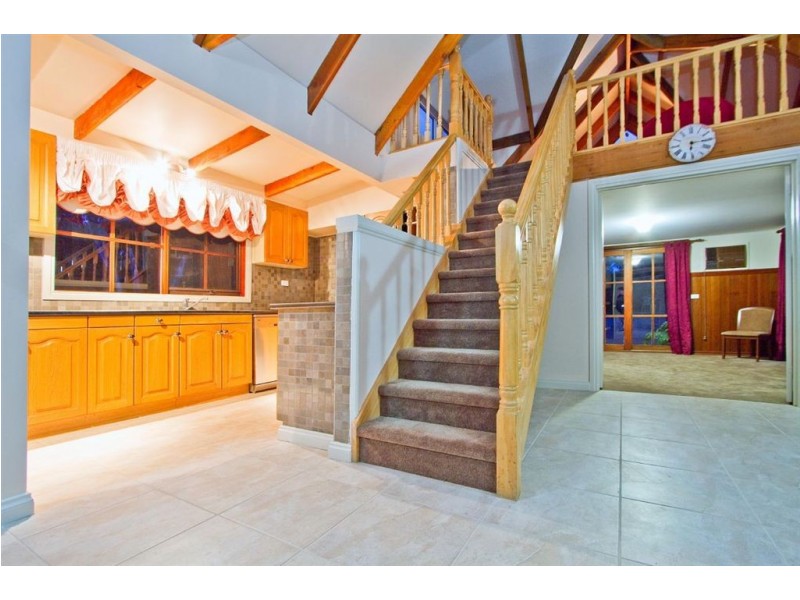 6 Centre Avenue, Bittern VIC 3918