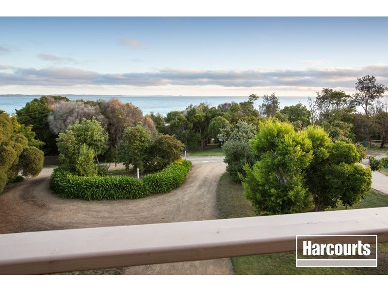 8 Western Park Rd, Somers VIC 3927