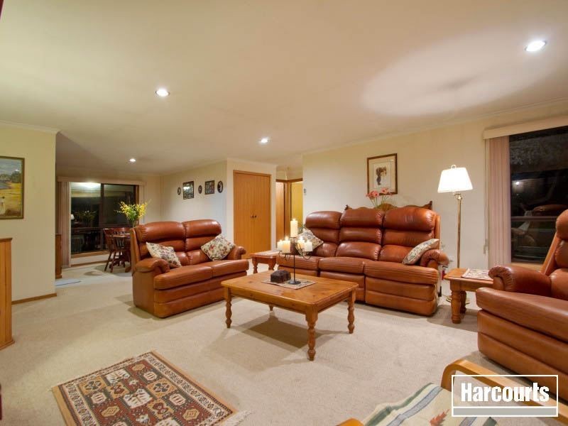 2 Pineview Lane, Hastings VIC 3915