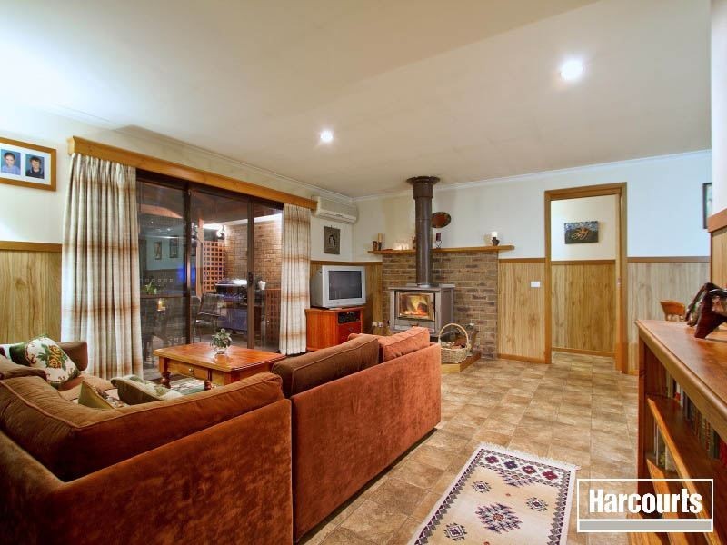 2 Pineview Lane, Hastings VIC 3915