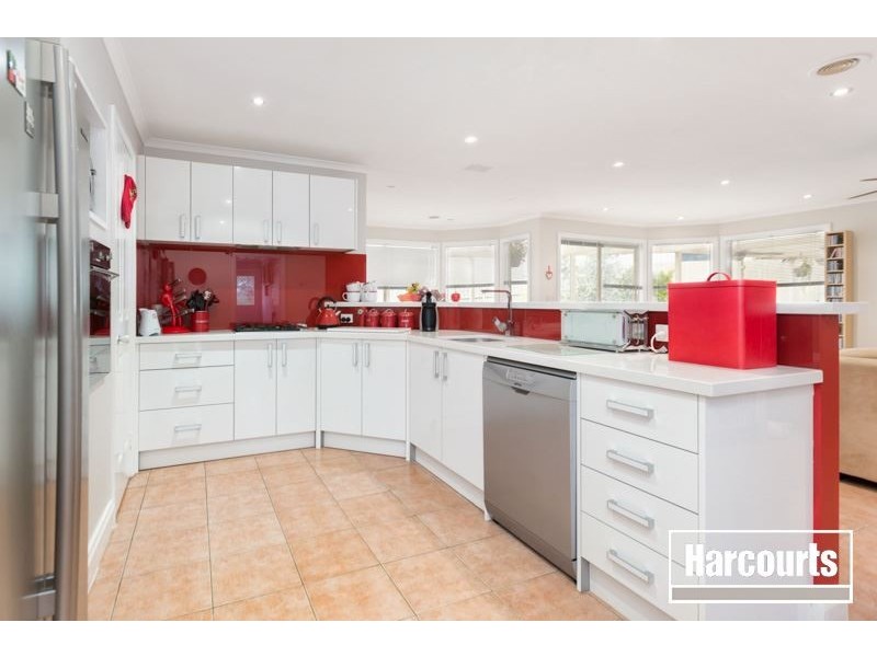 7 Sweet Wattle Place, Somerville VIC 3912